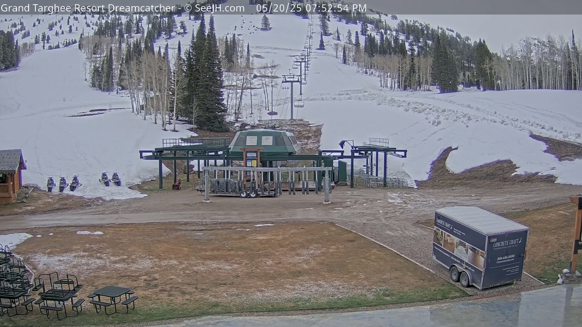 Grand Targhee Resort Ski Lifts & Slopes Live Cam - Alta, Teton, Wyoming, USA