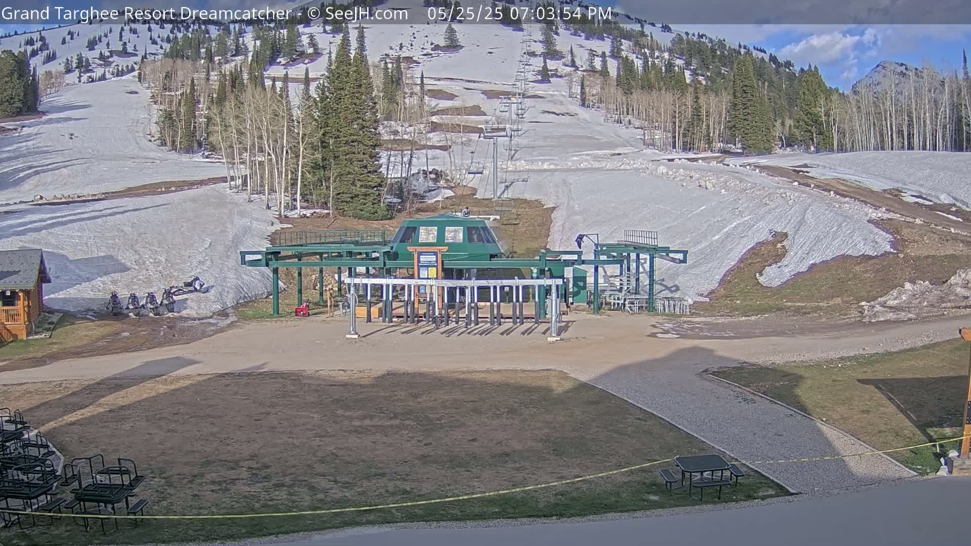 Grand Targhee Resort Ski Lifts & Slopes Live Cam - Alta, Teton, Wyoming, USA