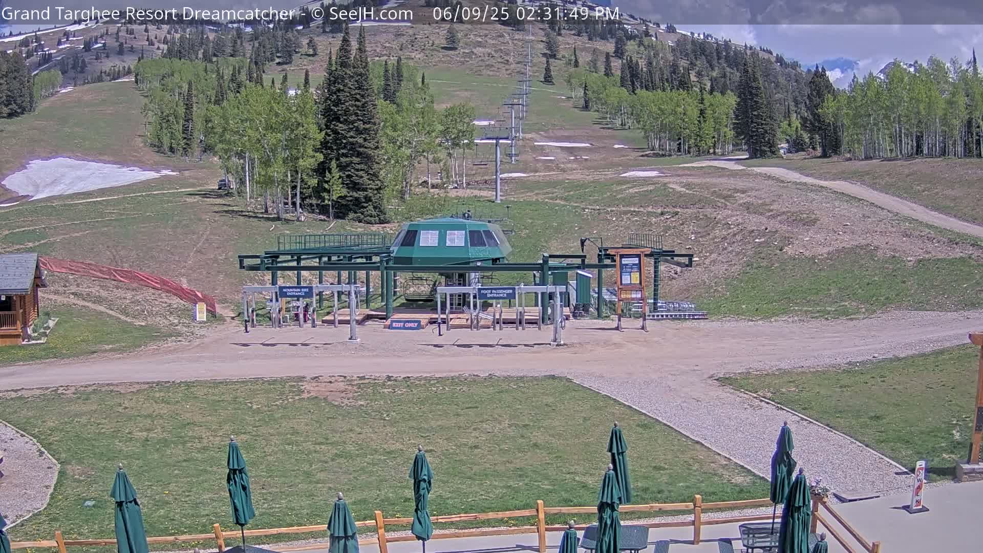 Grand Targhee Resort Ski Lifts & Slopes Live Cam - Alta, Teton, Wyoming, USA