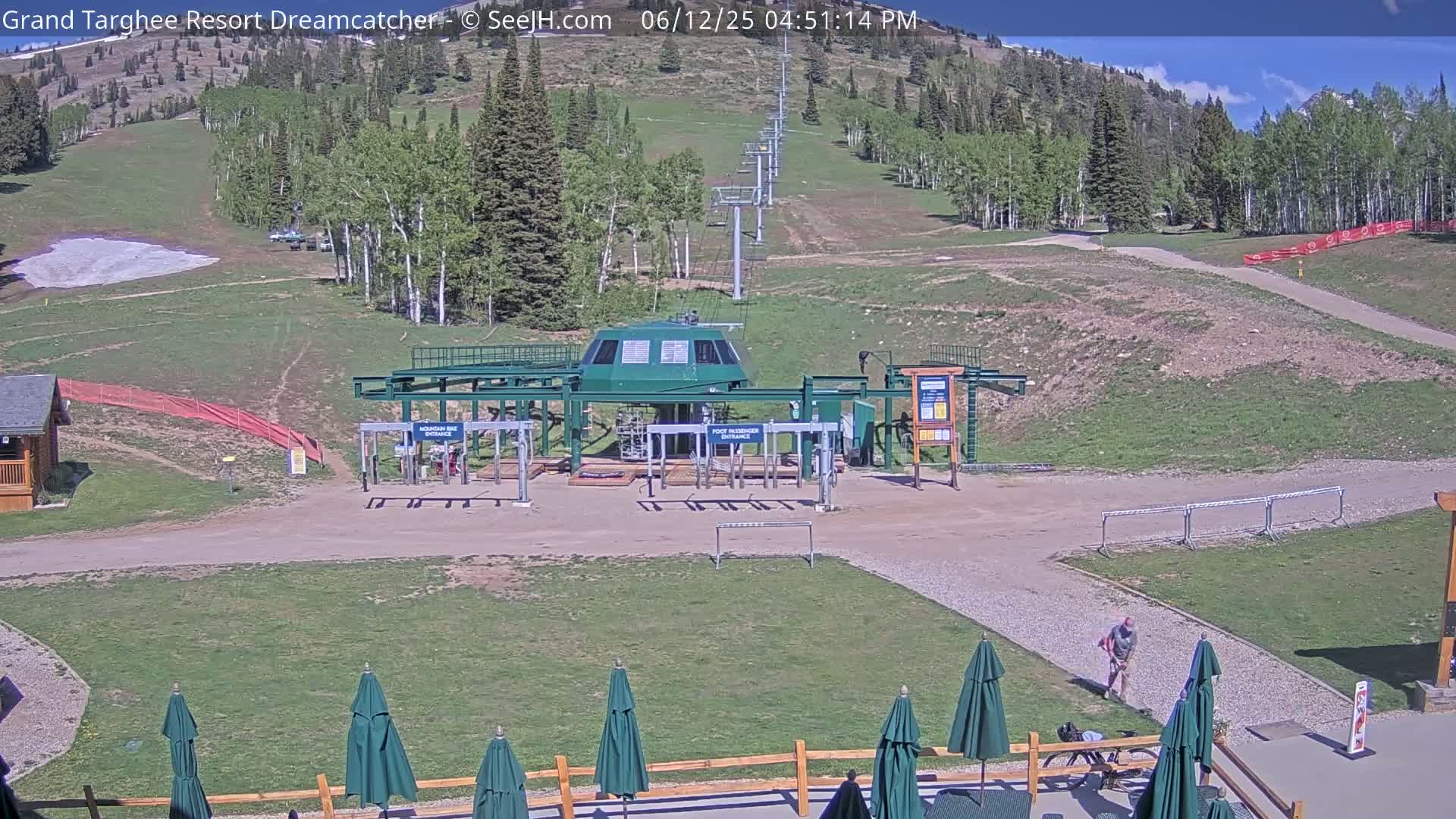 Grand Targhee Resort Ski Lifts & Slopes Live Cam - Alta, Teton, Wyoming, USA