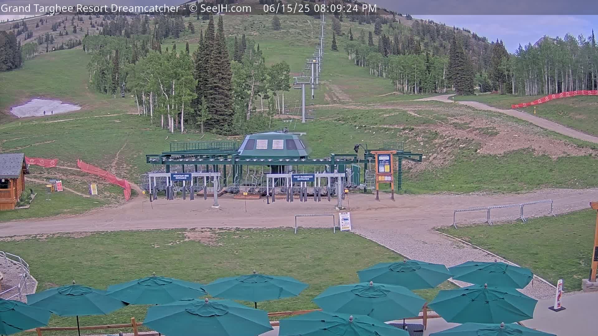 Grand Targhee Resort Ski Lifts & Slopes Live Cam - Alta, Teton, Wyoming, USA
