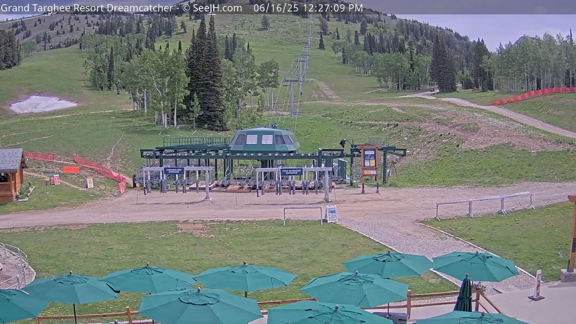 Grand Targhee Resort Ski Lifts & Slopes Live Cam - Alta, Teton, Wyoming, USA