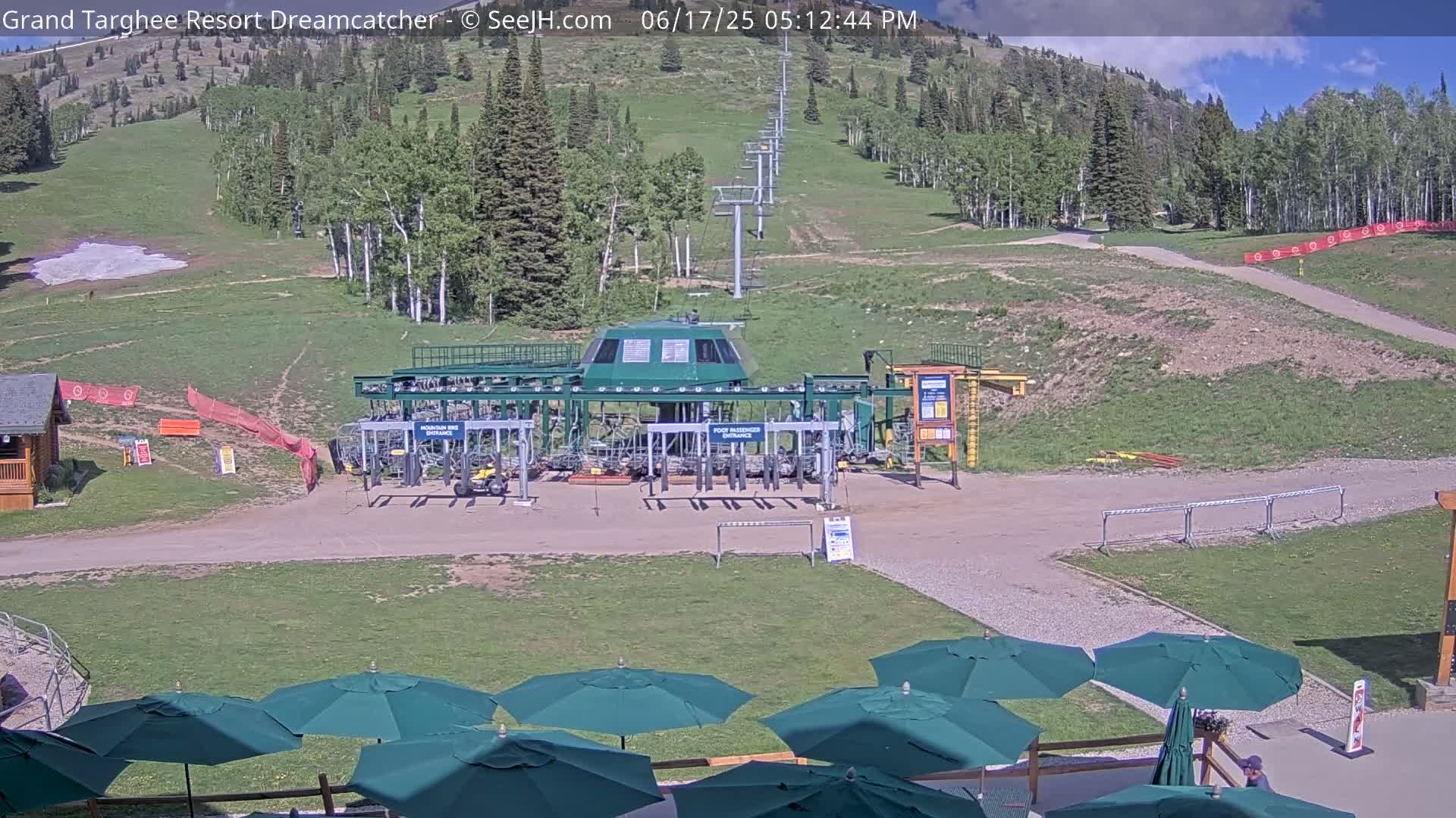 Grand Targhee Resort Ski Lifts & Slopes Live Cam - Alta, Teton, Wyoming, USA