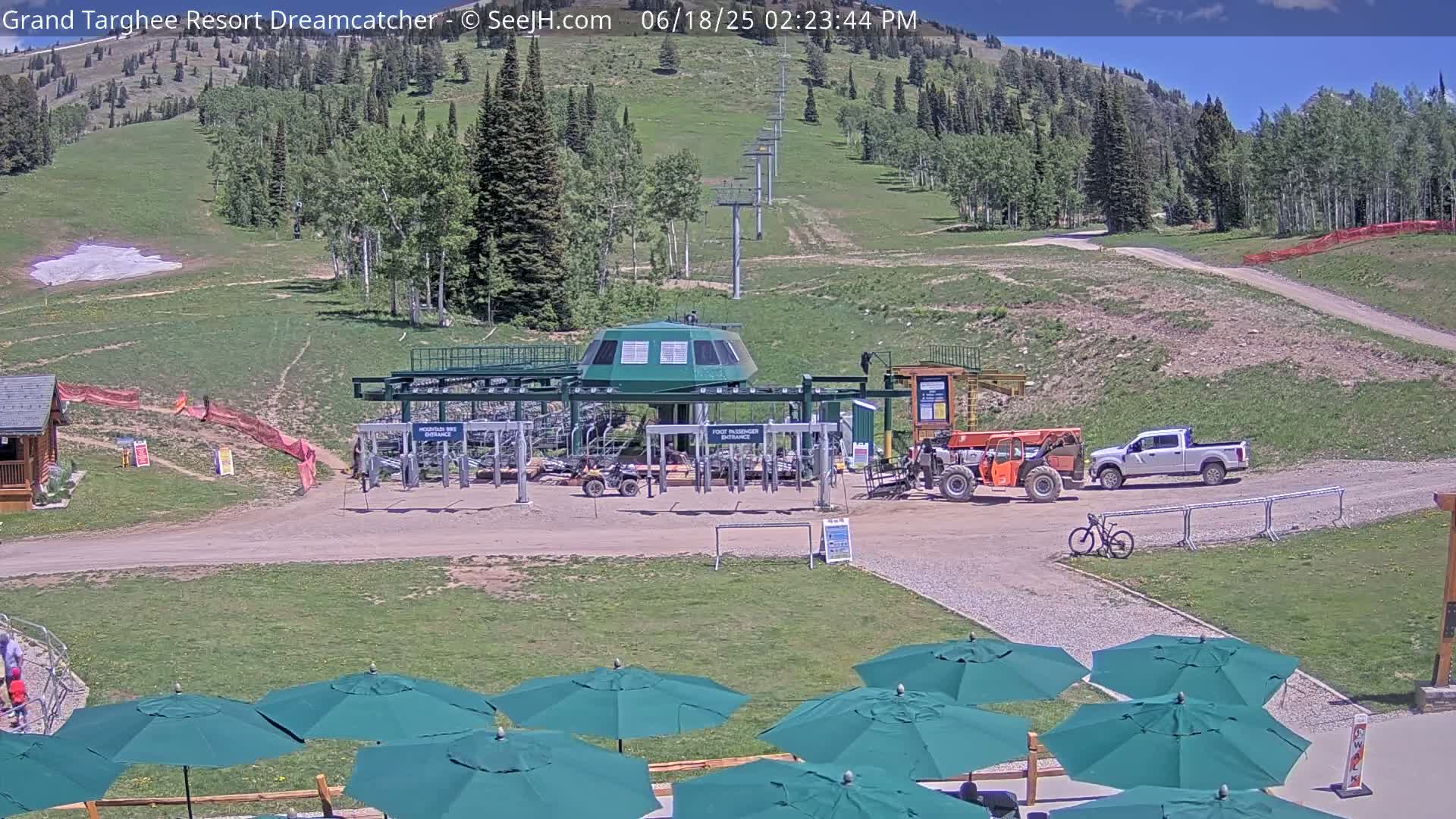 Grand Targhee Resort Ski Lifts & Slopes Live Cam - Alta, Teton, Wyoming, USA