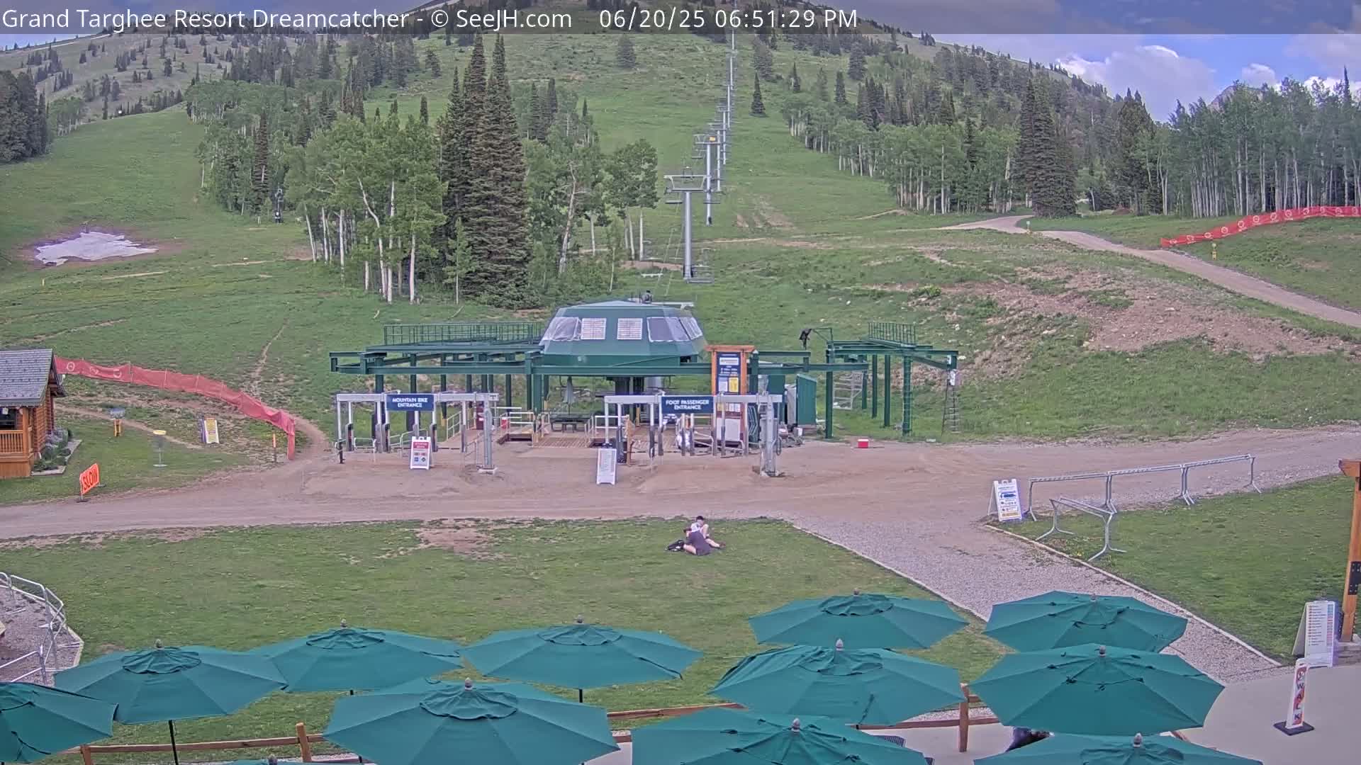 Grand Targhee Resort Ski Lifts & Slopes Live Cam - Alta, Teton, Wyoming, USA