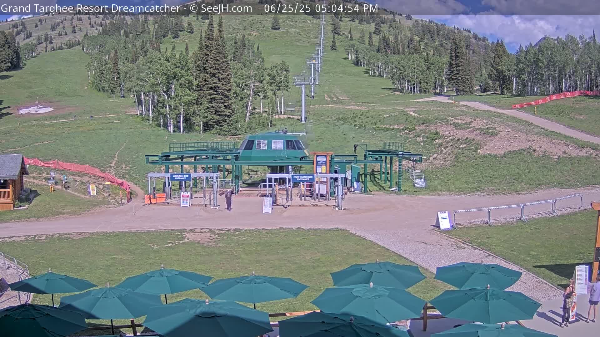 Grand Targhee Resort Ski Lifts & Slopes Live Cam - Alta, Teton, Wyoming, USA
