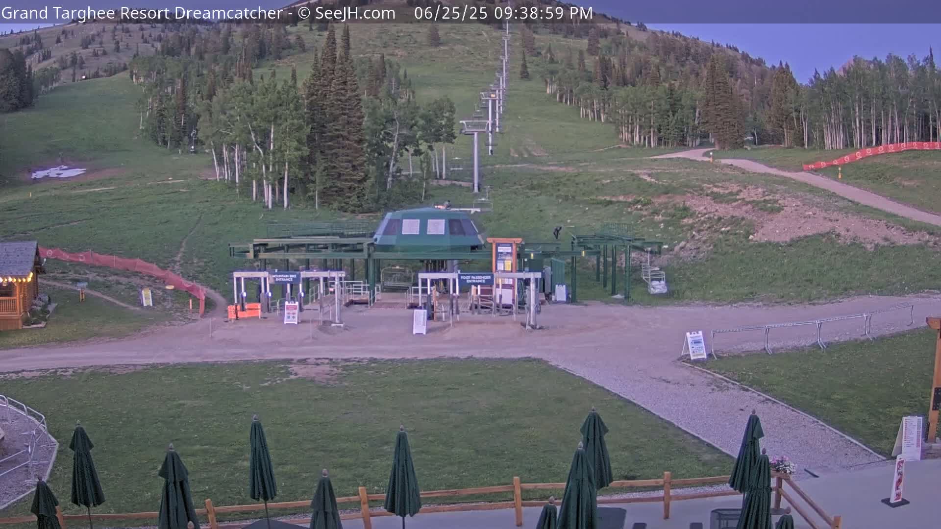 Grand Targhee Resort Ski Lifts & Slopes Live Cam - Alta, Teton, Wyoming, USA