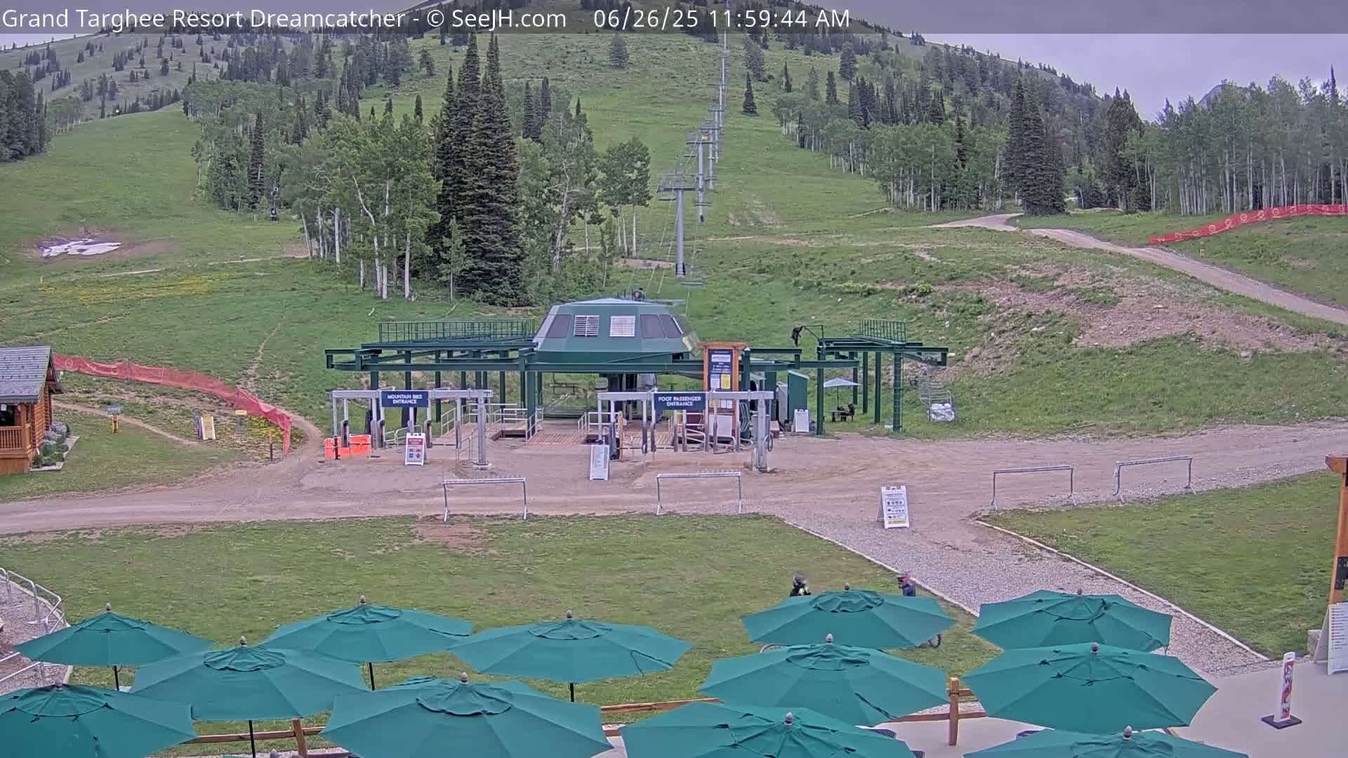 Grand Targhee Resort Ski Lifts & Slopes Live Cam - Alta, Teton, Wyoming, USA