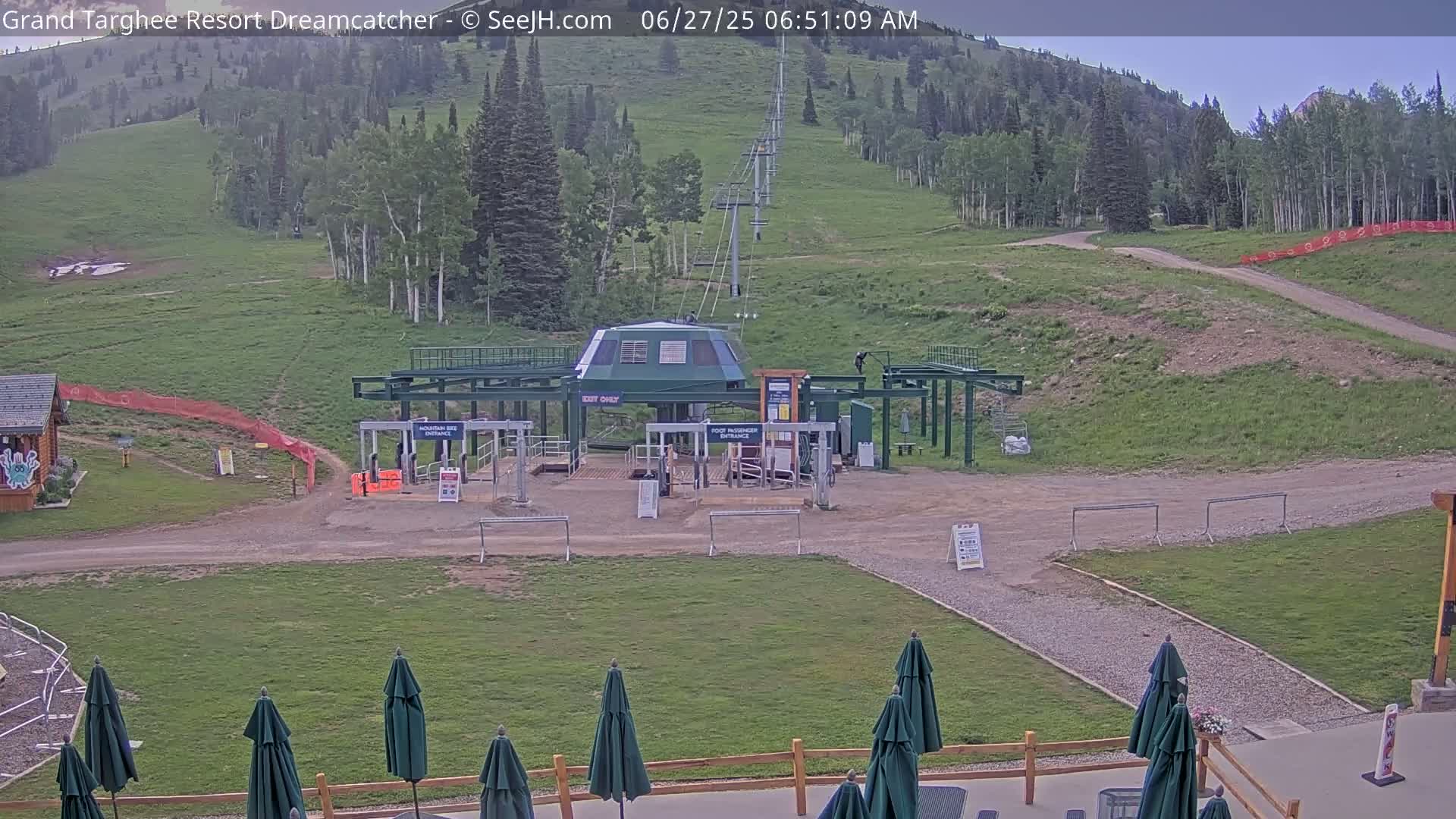 Grand Targhee Resort Ski Lifts & Slopes Live Cam - Alta, Teton, Wyoming, USA