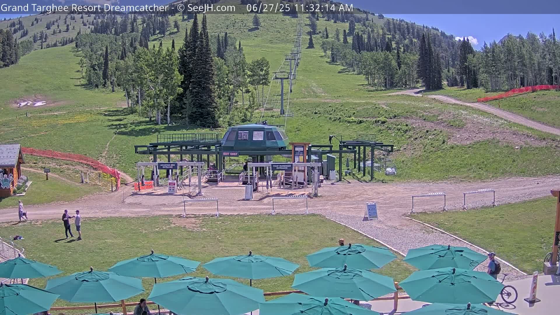 Grand Targhee Resort Ski Lifts & Slopes Live Cam - Alta, Teton, Wyoming, USA