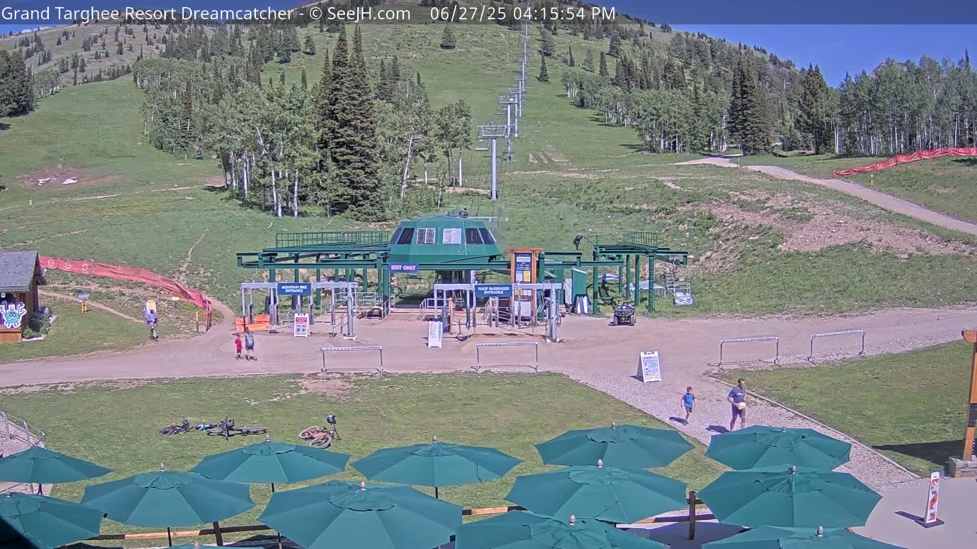 Grand Targhee Resort Ski Lifts & Slopes Live Cam - Alta, Teton, Wyoming, USA