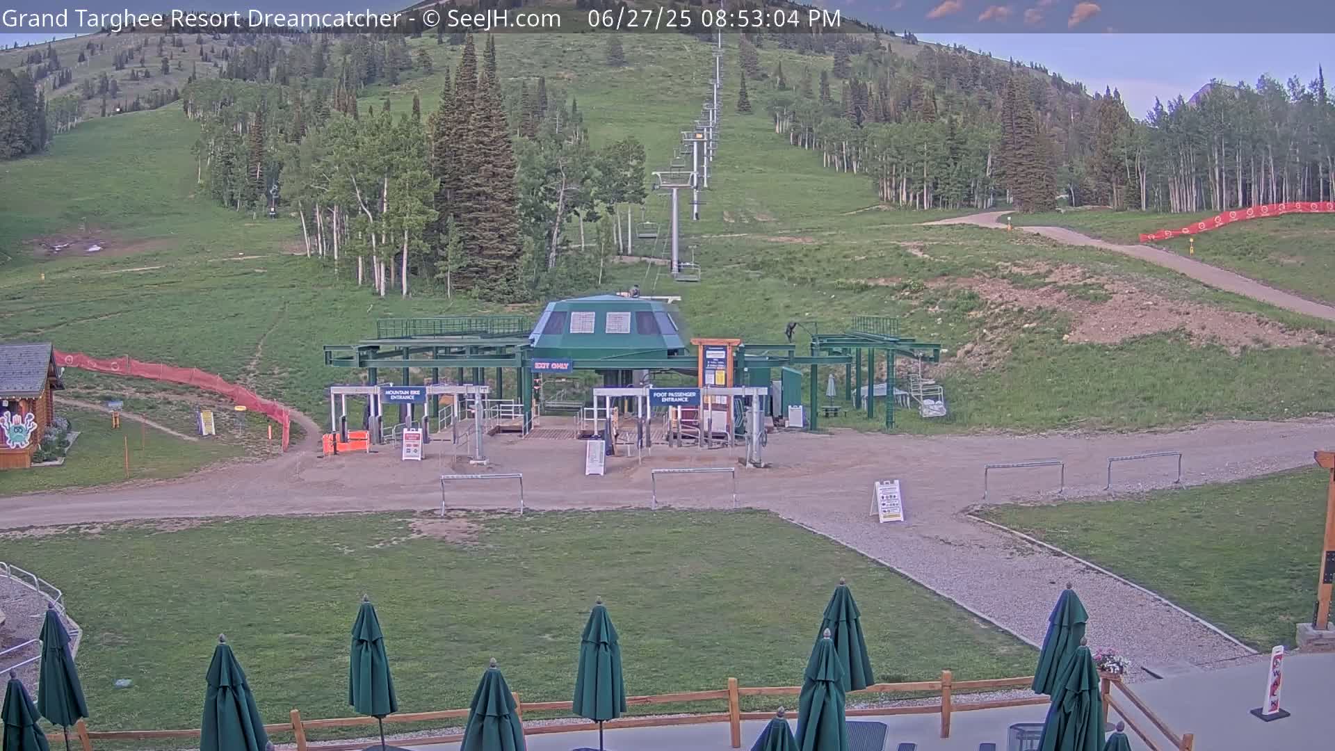 Grand Targhee Resort Ski Lifts & Slopes Live Cam - Alta, Teton, Wyoming, USA
