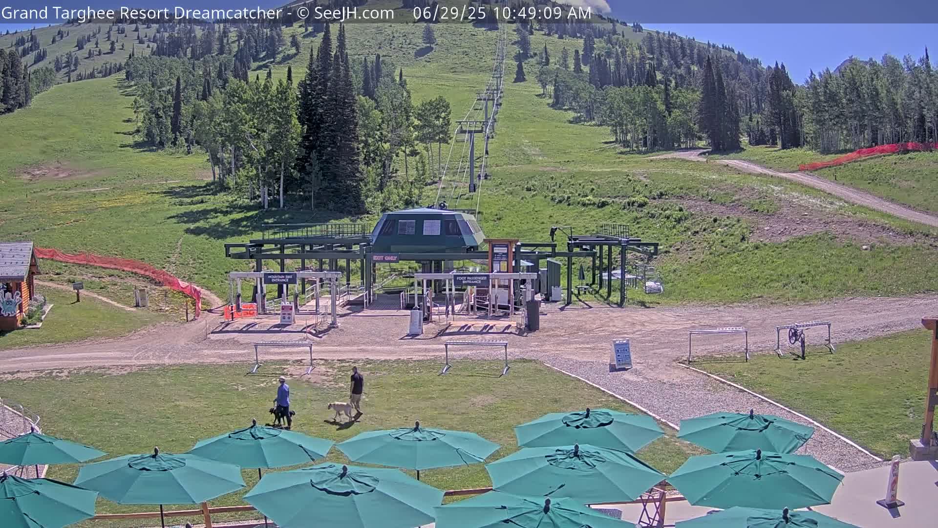 Grand Targhee Resort Ski Lifts & Slopes Live Cam - Alta, Teton, Wyoming, USA