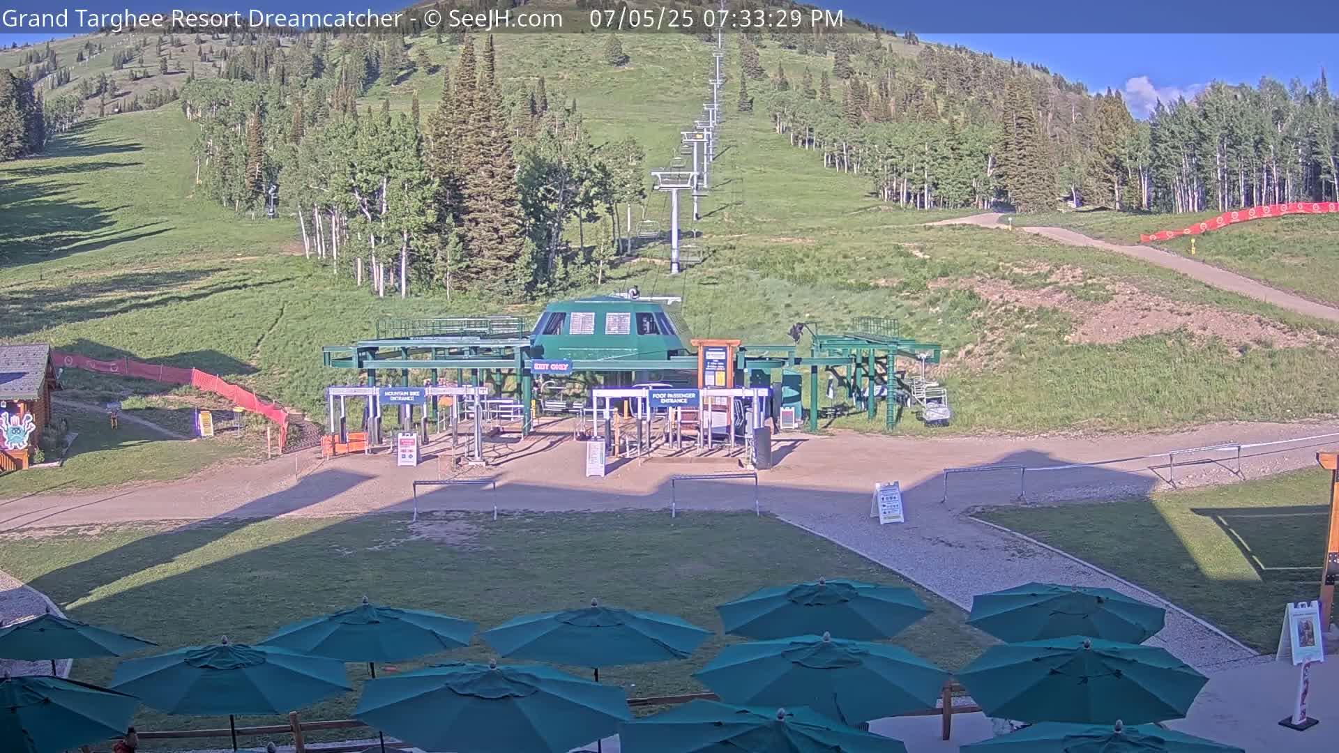 Grand Targhee Resort Ski Lifts & Slopes Live Cam - Alta, Teton, Wyoming, USA