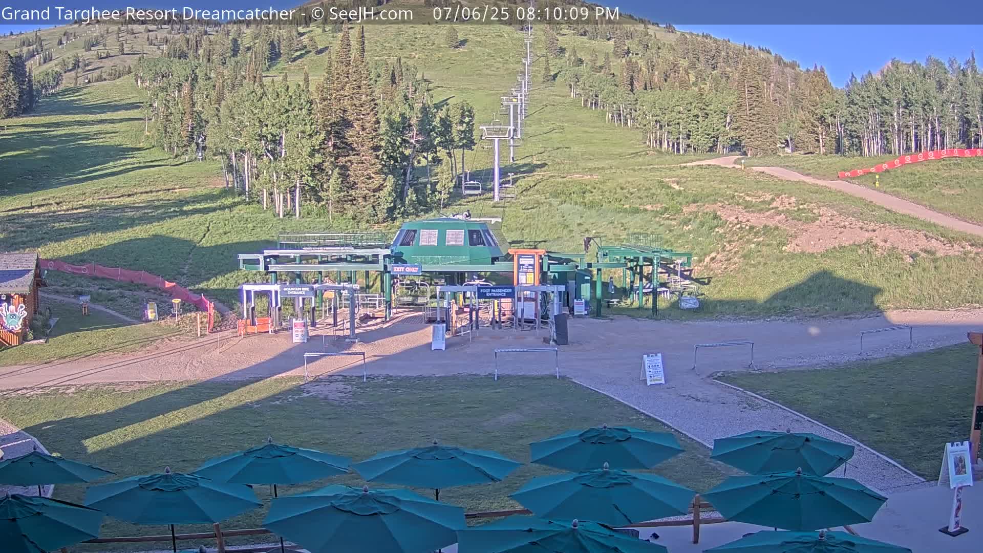 Grand Targhee Resort Ski Lifts & Slopes Live Cam - Alta, Teton, Wyoming, USA