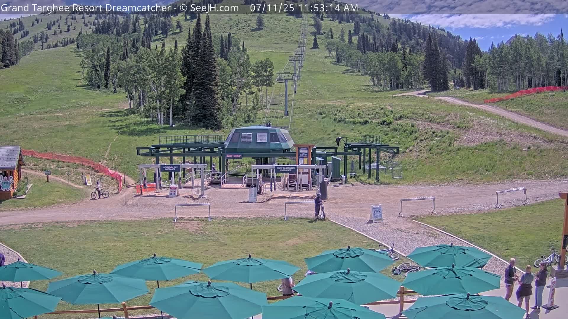 Grand Targhee Resort Ski Lifts & Slopes Live Cam - Alta, Teton, Wyoming, USA