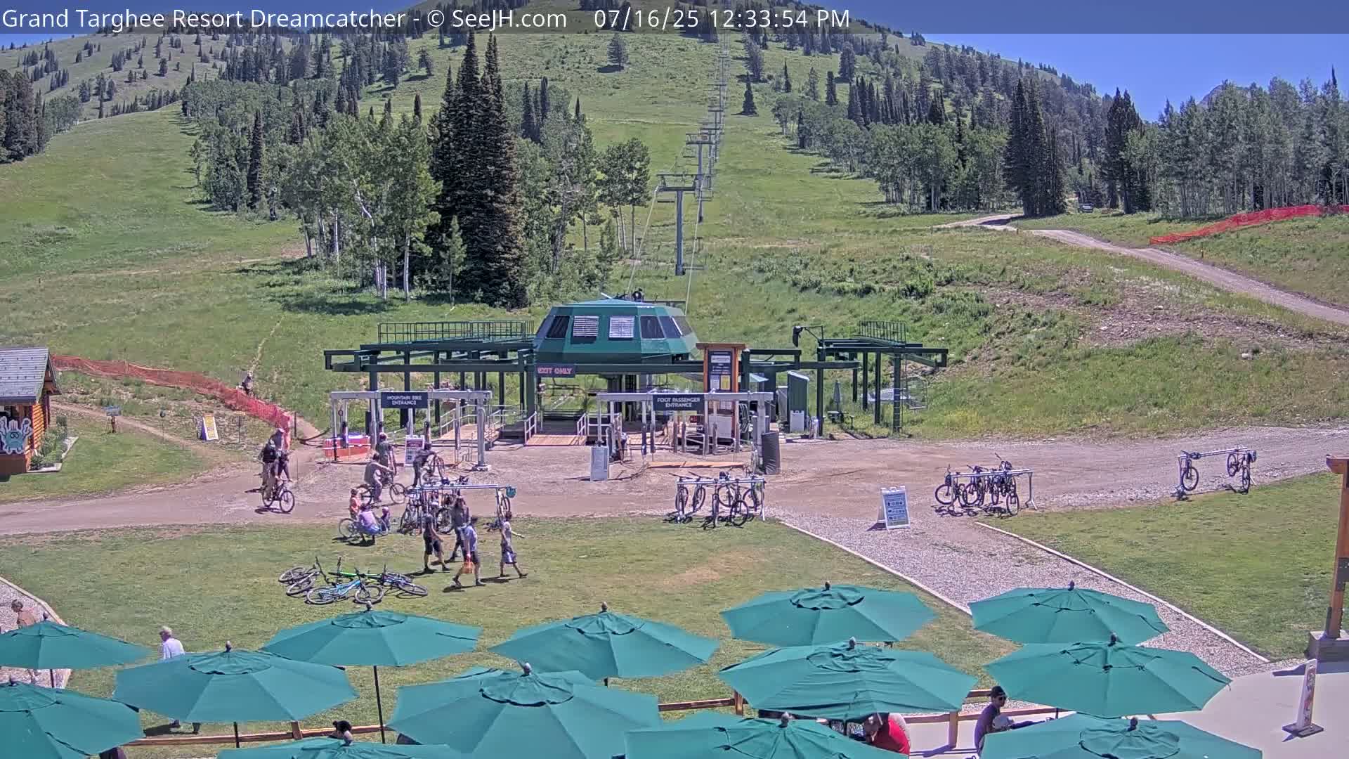 Grand Targhee Resort Ski Lifts & Slopes Live Cam - Alta, Teton, Wyoming, USA