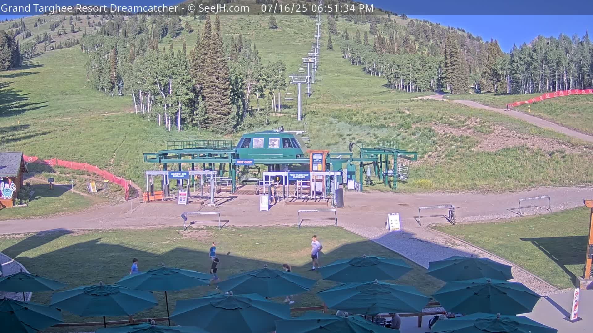 Grand Targhee Resort Ski Lifts & Slopes Live Cam - Alta, Teton, Wyoming, USA