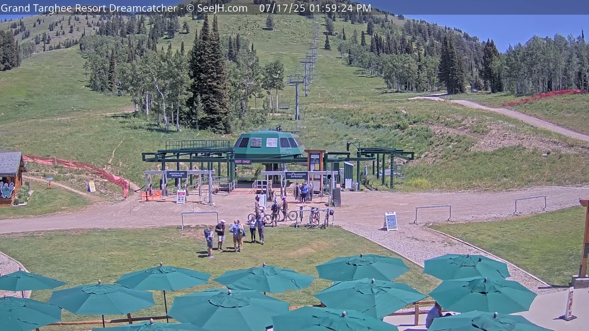 Grand Targhee Resort Ski Lifts & Slopes Live Cam - Alta, Teton, Wyoming, USA