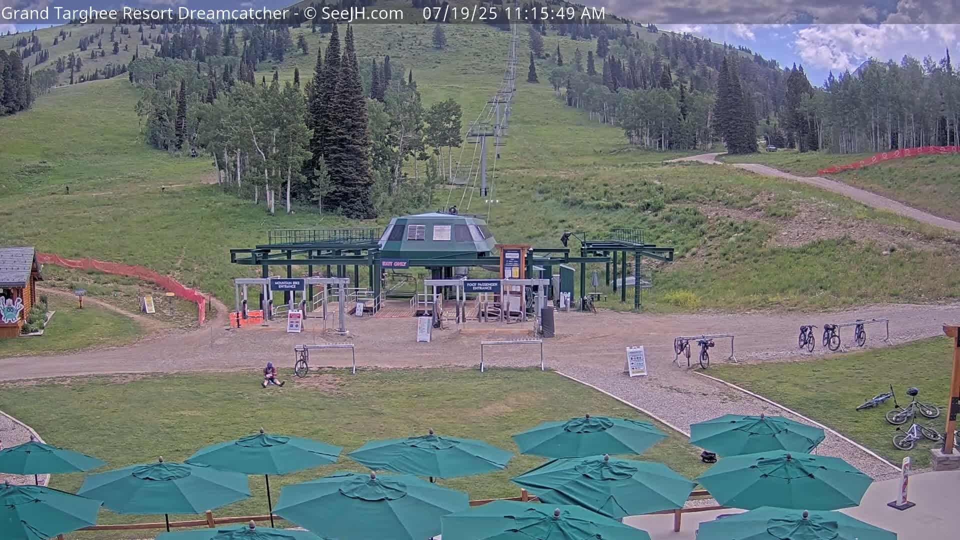 Grand Targhee Resort Ski Lifts & Slopes Live Cam - Alta, Teton, Wyoming, USA