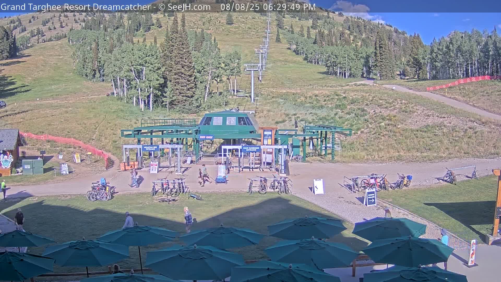 Grand Targhee Resort Ski Lifts & Slopes Live Cam - Alta, Teton, Wyoming, USA