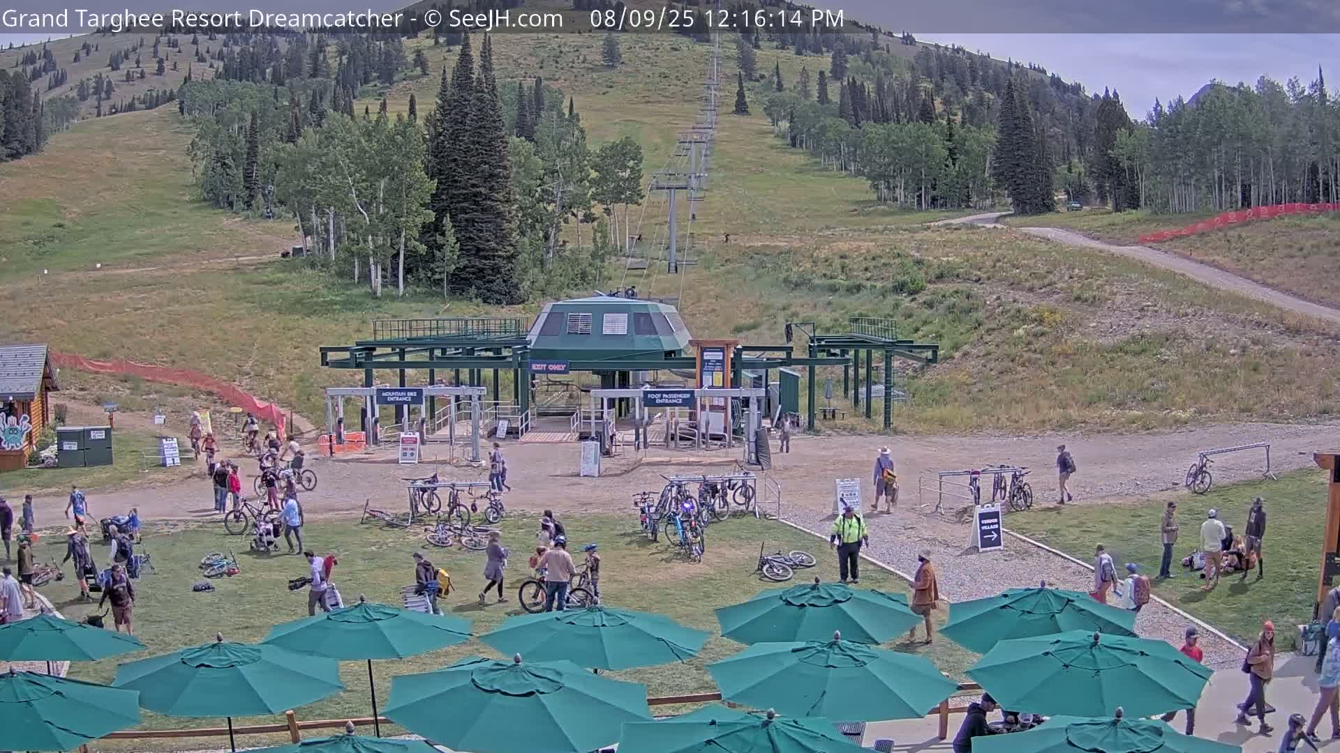 Grand Targhee Resort Ski Lifts & Slopes Live Cam - Alta, Teton, Wyoming, USA