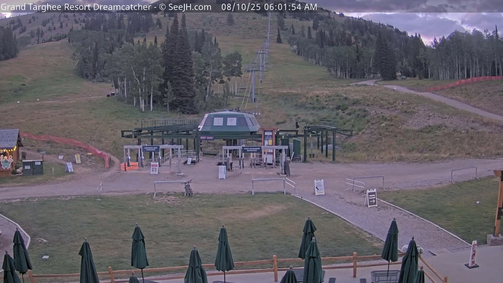 Grand Targhee Resort Ski Lifts & Slopes Live Cam - Alta, Teton, Wyoming, USA