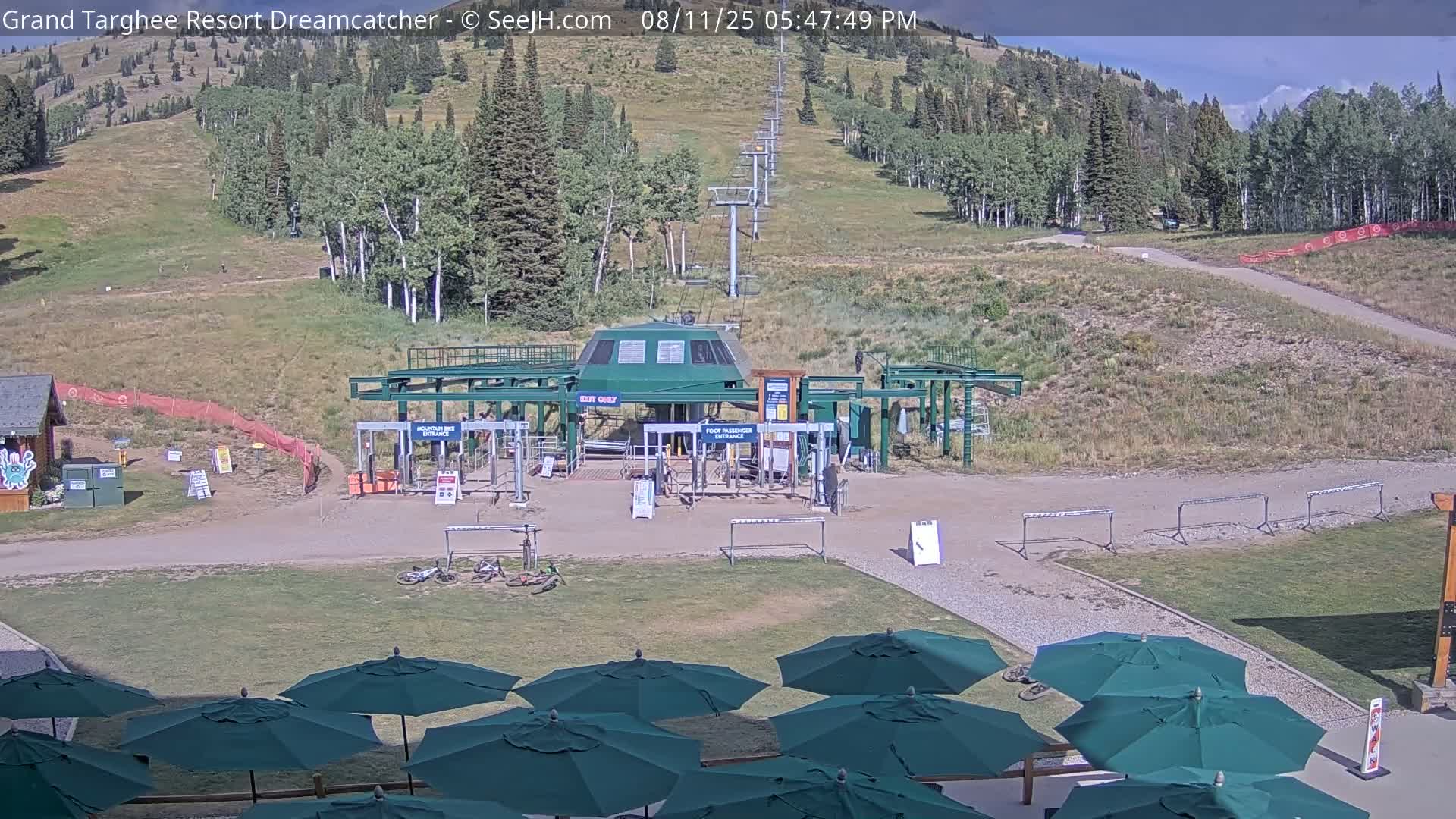 Grand Targhee Resort Ski Lifts & Slopes Live Cam - Alta, Teton, Wyoming, USA