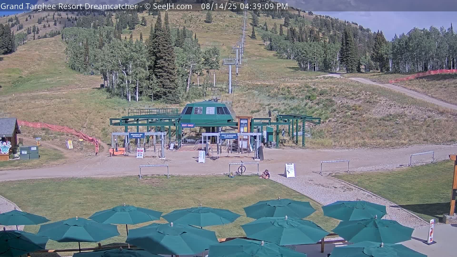 Grand Targhee Resort Ski Lifts & Slopes Live Cam - Alta, Teton, Wyoming, USA
