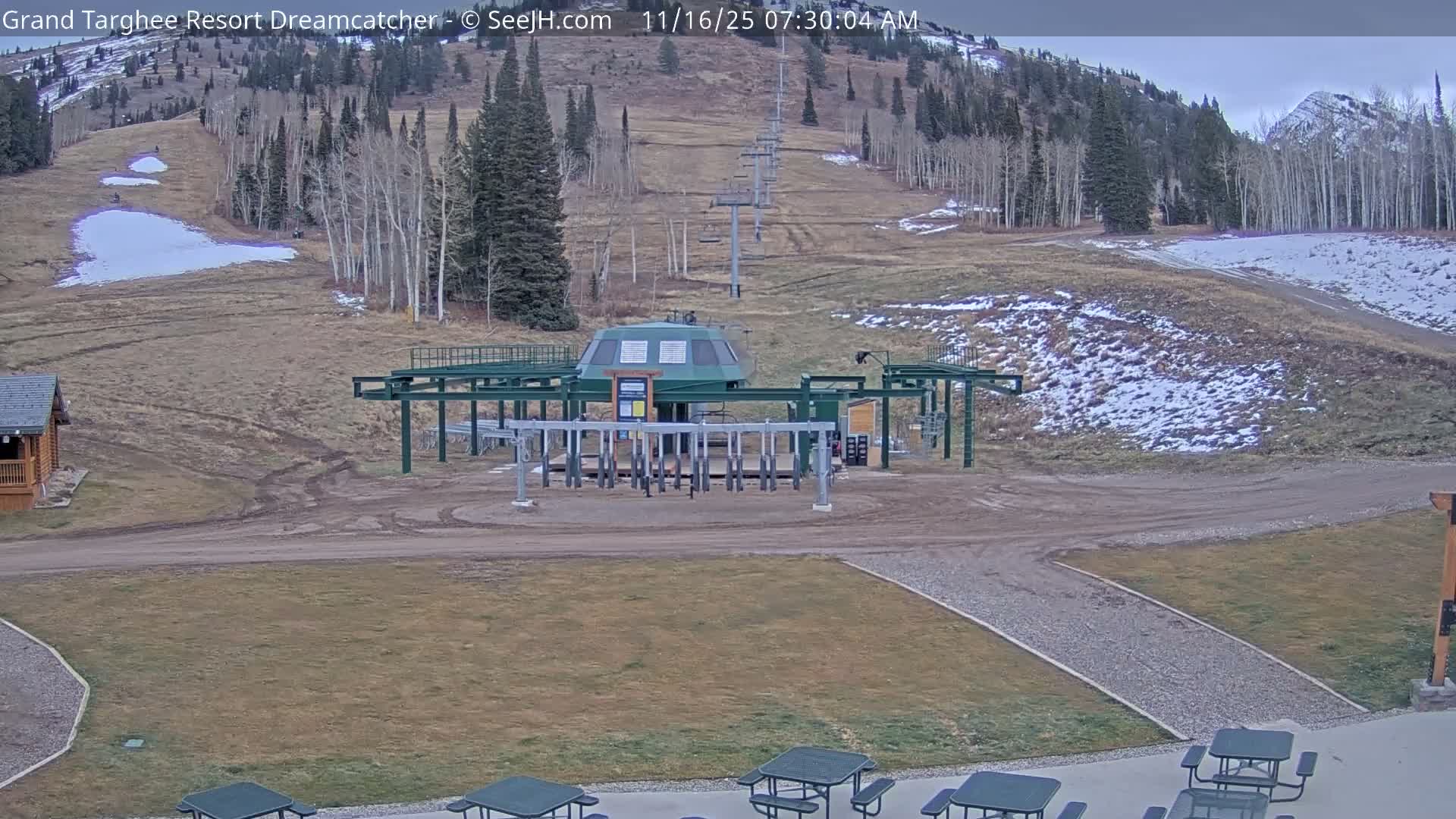 Grand Targhee Resort Ski Lifts & Slopes Live Cam - Alta, Teton, Wyoming, USA