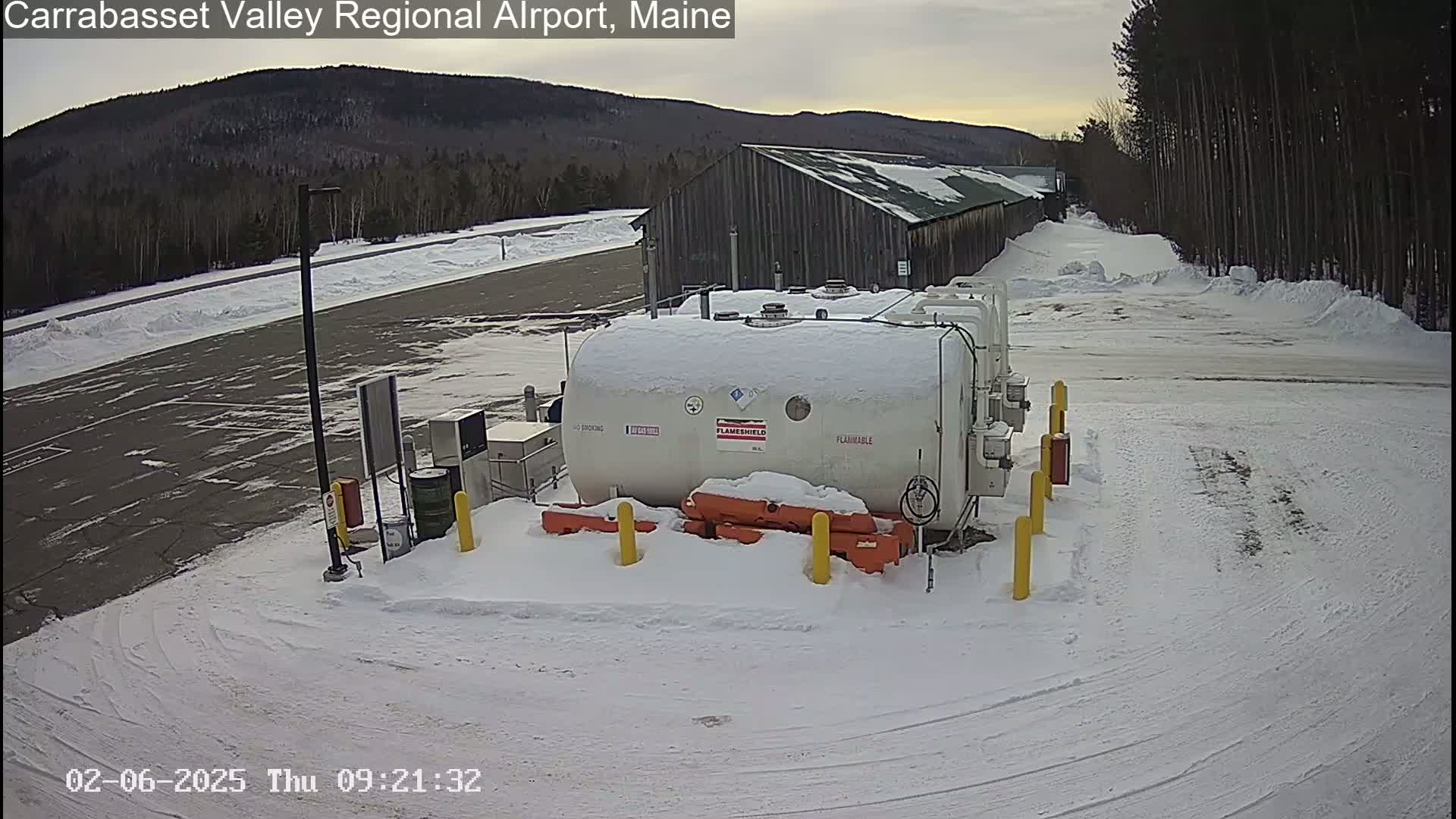 Kingsfield, Carrabassett Valley, Sugarloaf Regional Airport Live Cam - Kingsfield, Franklin, Maine, USA