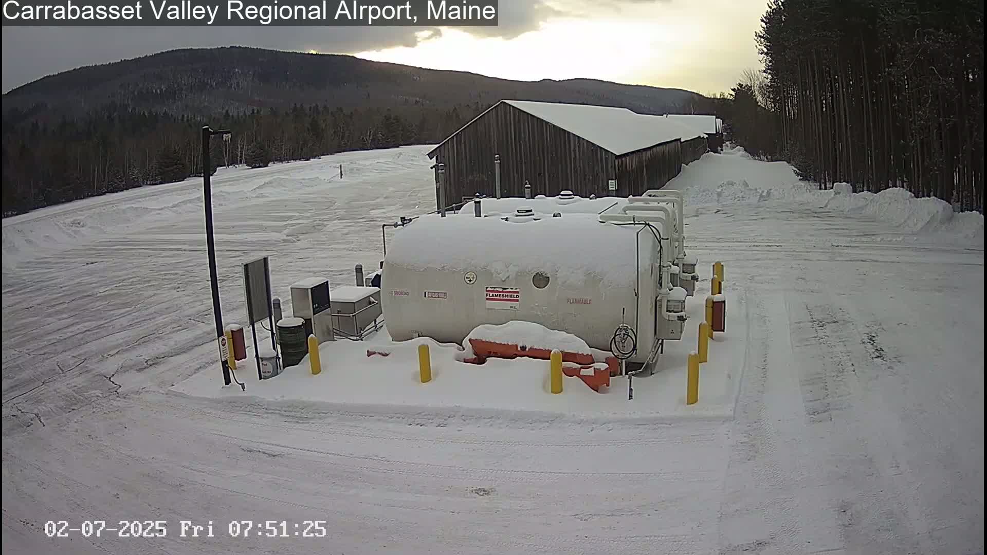 Kingsfield, Carrabassett Valley, Sugarloaf Regional Airport Live Cam - Kingsfield, Franklin, Maine, USA