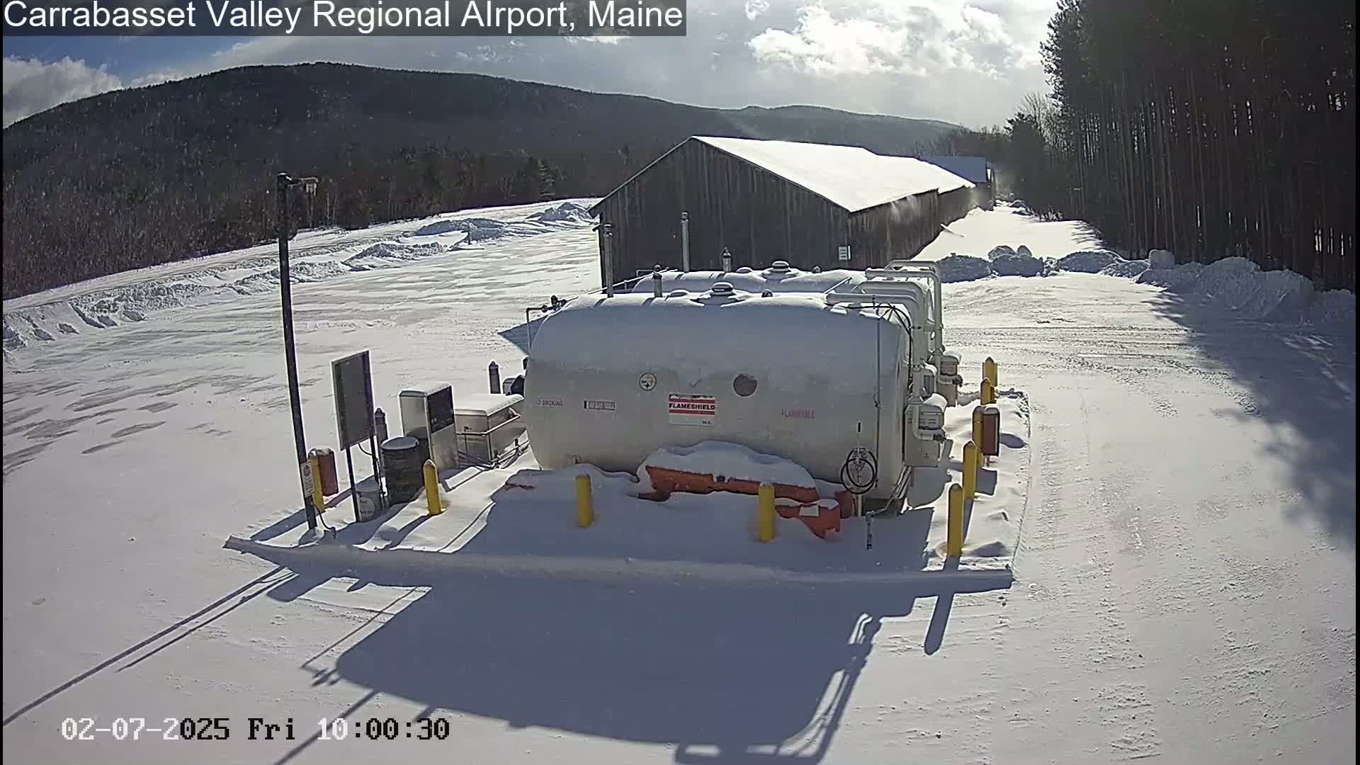 Kingsfield, Carrabassett Valley, Sugarloaf Regional Airport Live Cam - Kingsfield, Franklin, Maine, USA