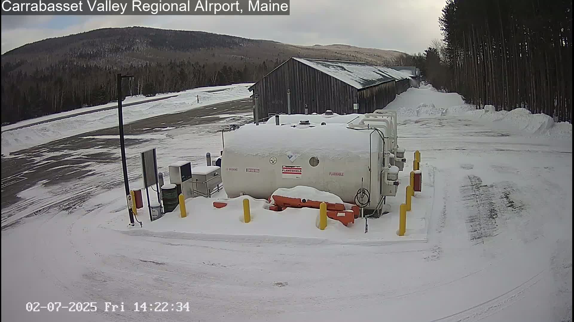 Kingsfield, Carrabassett Valley, Sugarloaf Regional Airport Live Cam - Kingsfield, Franklin, Maine, USA