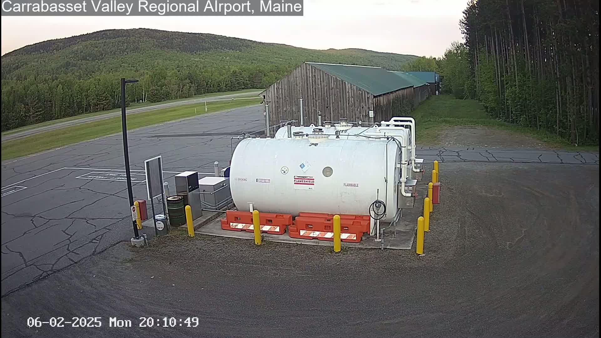 Kingsfield, Carrabassett Valley, Sugarloaf Regional Airport Live Cam - Kingsfield, Franklin, Maine, USA