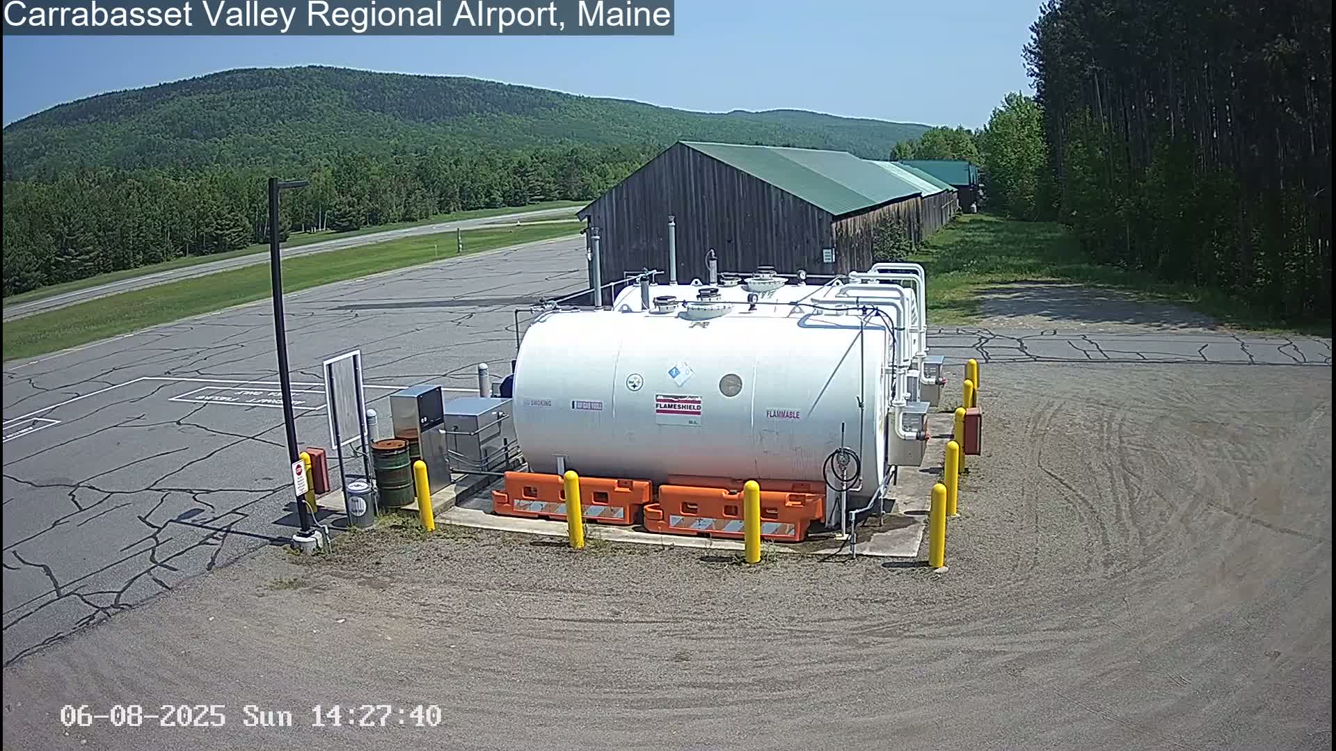 Kingsfield, Carrabassett Valley, Sugarloaf Regional Airport Live Cam - Kingsfield, Franklin, Maine, USA