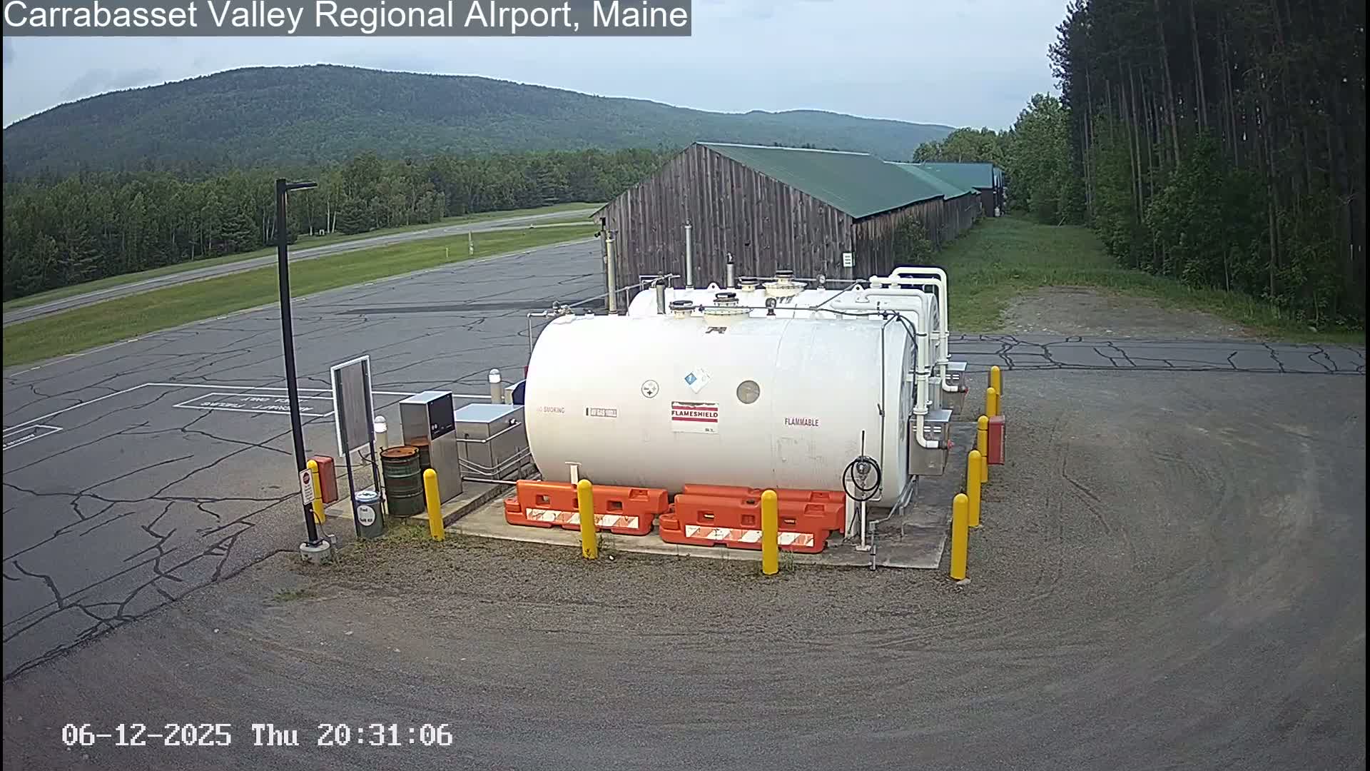 Kingsfield, Carrabassett Valley, Sugarloaf Regional Airport Live Cam - Kingsfield, Franklin, Maine, USA