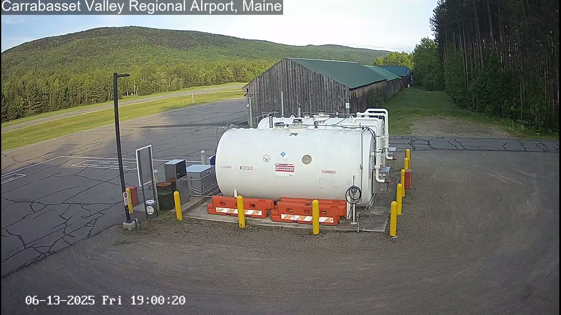 Kingsfield, Carrabassett Valley, Sugarloaf Regional Airport Live Cam - Kingsfield, Franklin, Maine, USA