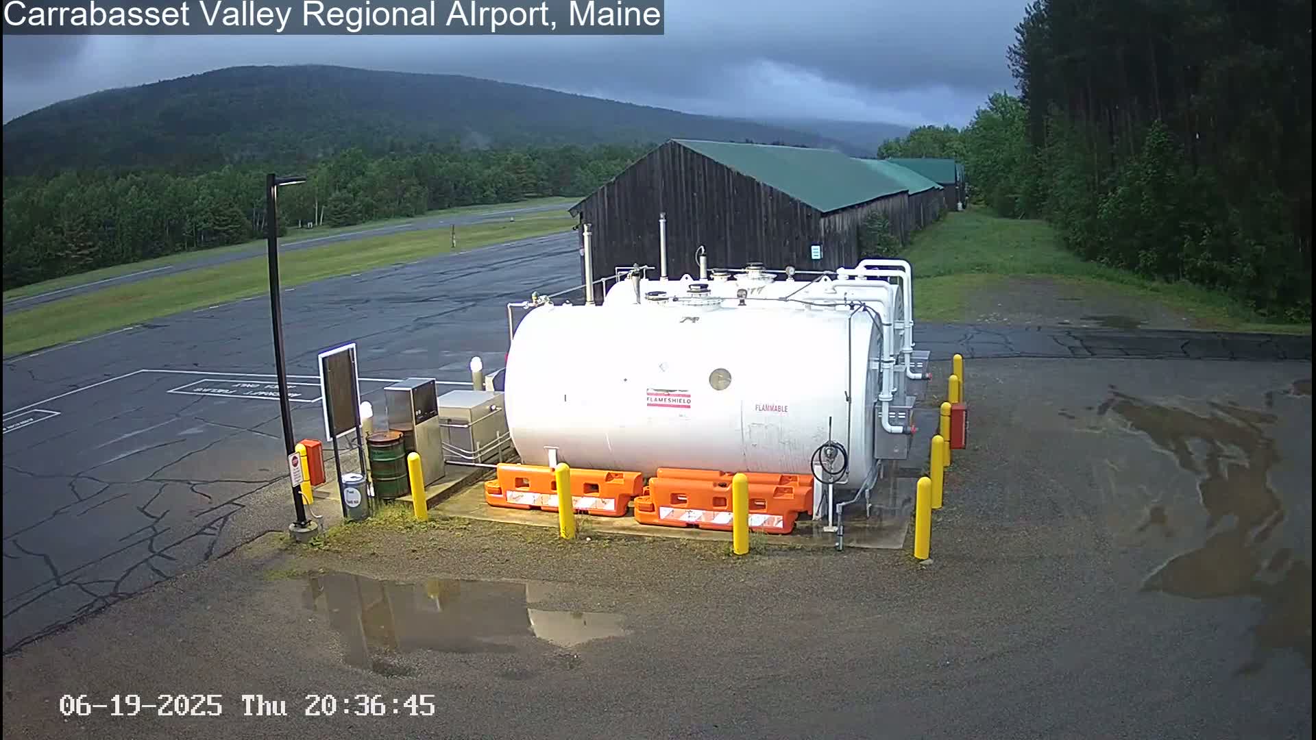 Kingsfield, Carrabassett Valley, Sugarloaf Regional Airport Live Cam - Kingsfield, Franklin, Maine, USA