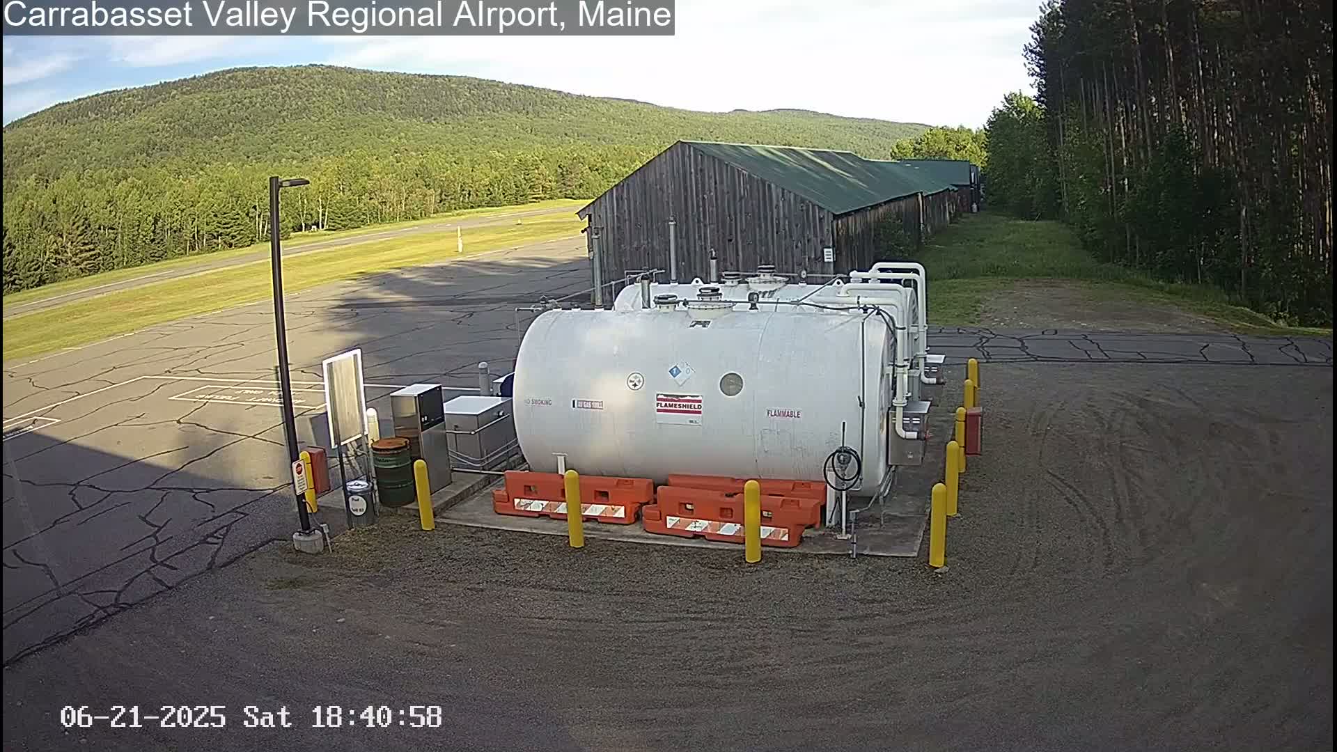 Kingsfield, Carrabassett Valley, Sugarloaf Regional Airport Live Cam - Kingsfield, Franklin, Maine, USA