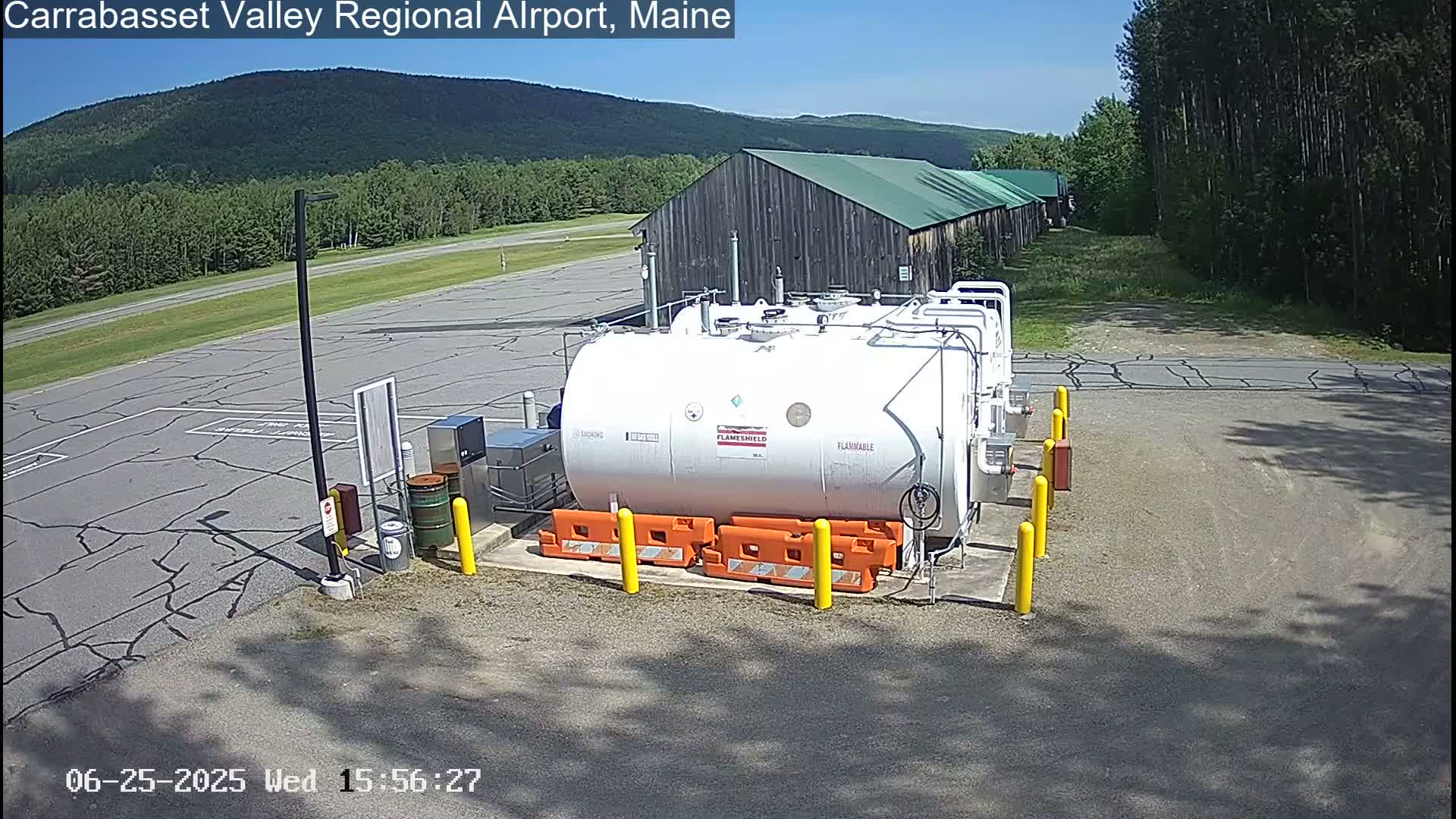 Kingsfield, Carrabassett Valley, Sugarloaf Regional Airport Live Cam - Kingsfield, Franklin, Maine, USA