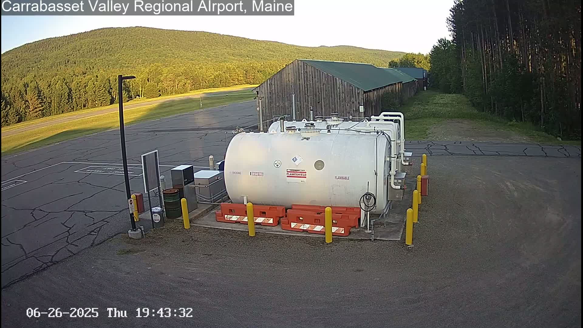 Kingsfield, Carrabassett Valley, Sugarloaf Regional Airport Live Cam - Kingsfield, Franklin, Maine, USA