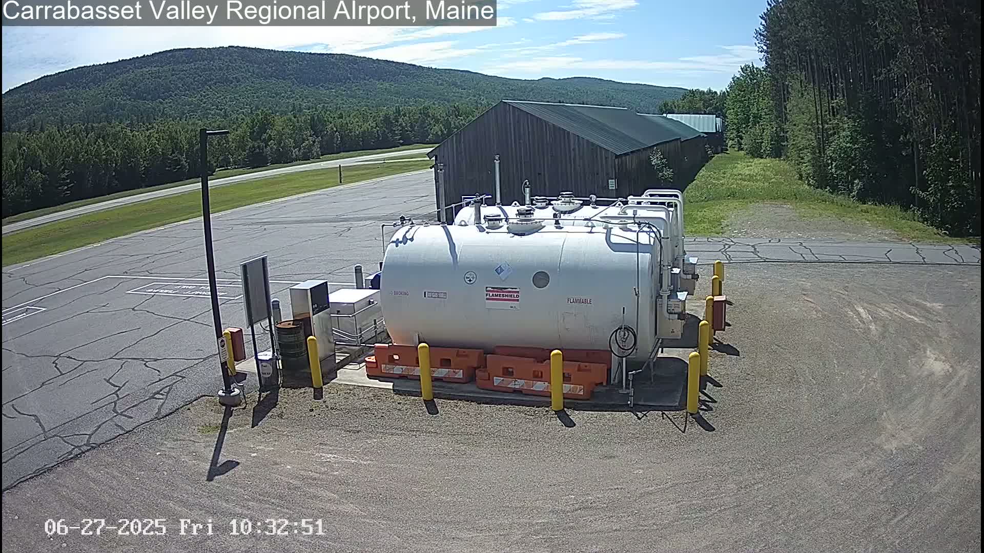 Kingsfield, Carrabassett Valley, Sugarloaf Regional Airport Live Cam - Kingsfield, Franklin, Maine, USA