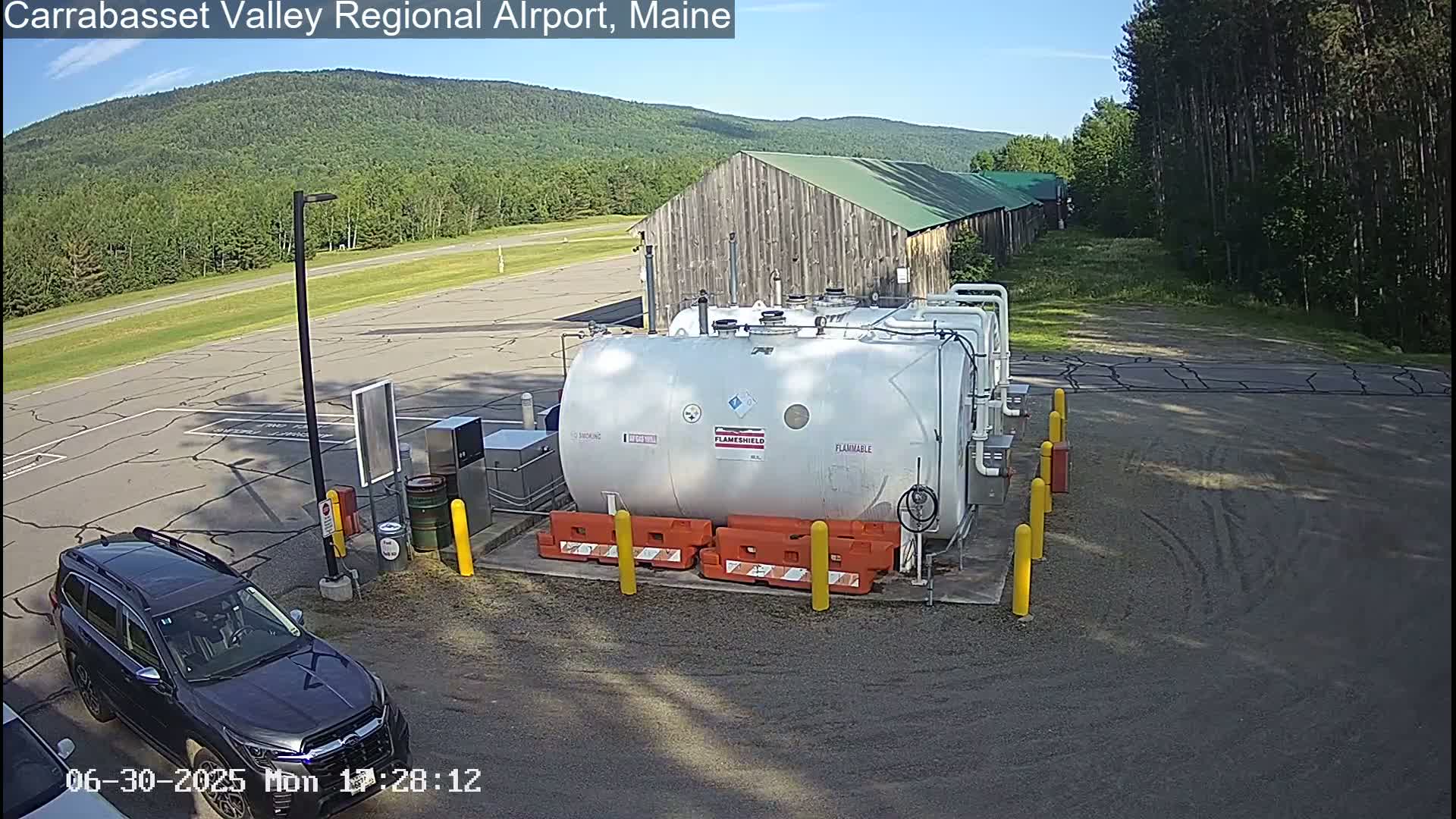 Kingsfield, Carrabassett Valley, Sugarloaf Regional Airport Live Cam - Kingsfield, Franklin, Maine, USA