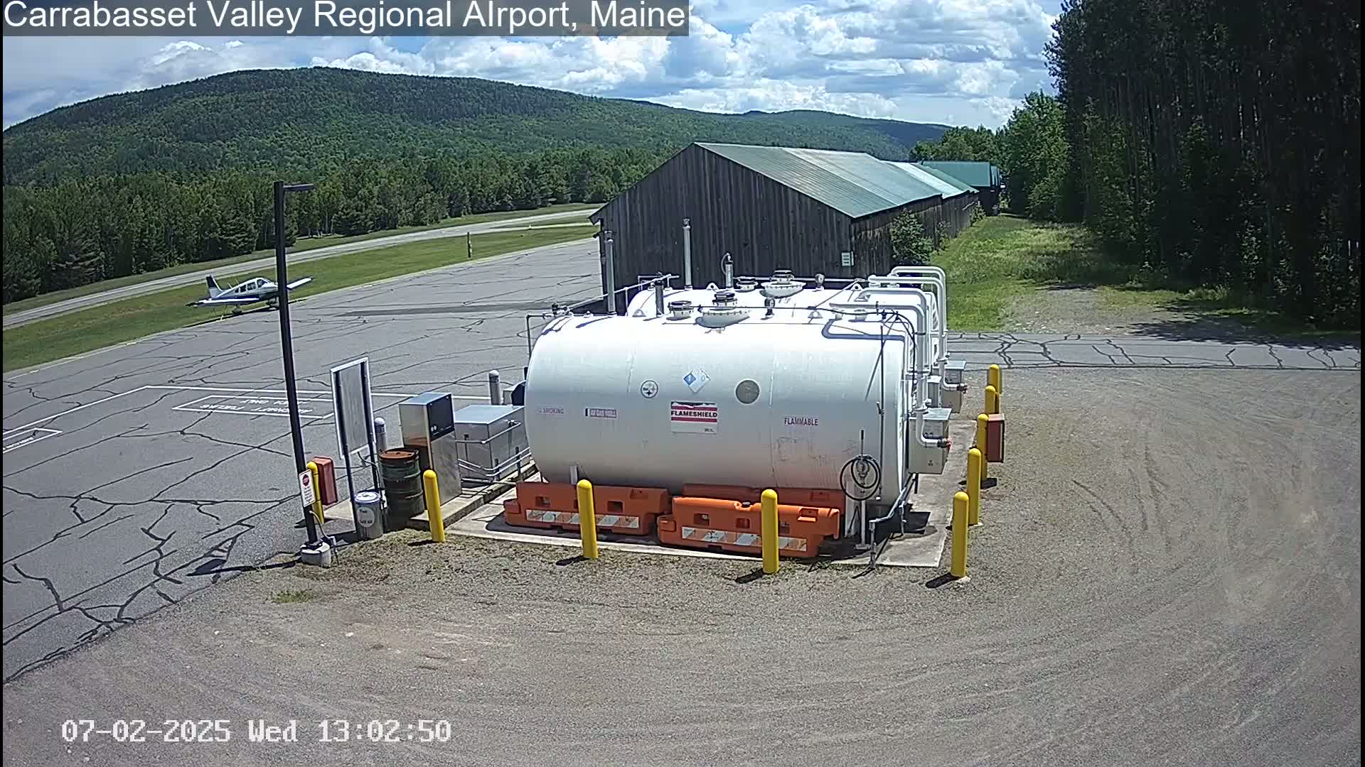 Kingsfield, Carrabassett Valley, Sugarloaf Regional Airport Live Cam - Kingsfield, Franklin, Maine, USA