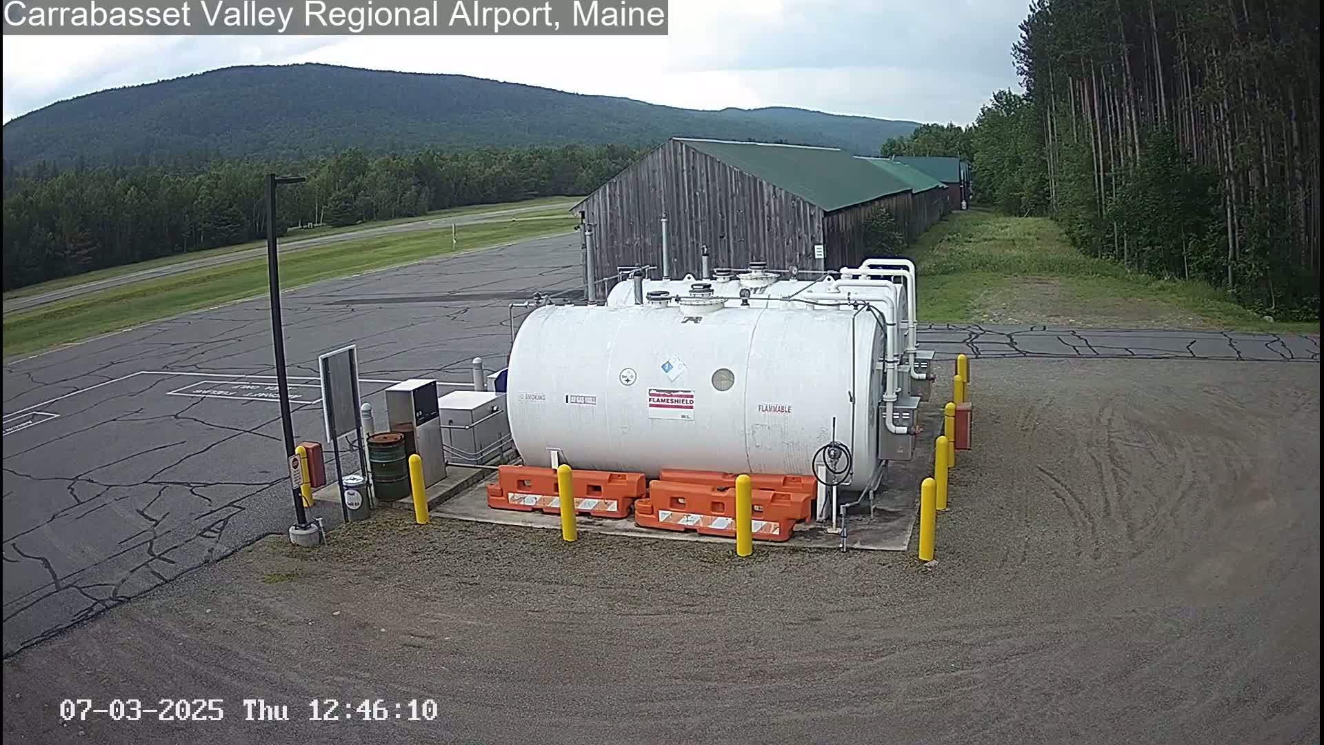 Kingsfield, Carrabassett Valley, Sugarloaf Regional Airport Live Cam - Kingsfield, Franklin, Maine, USA