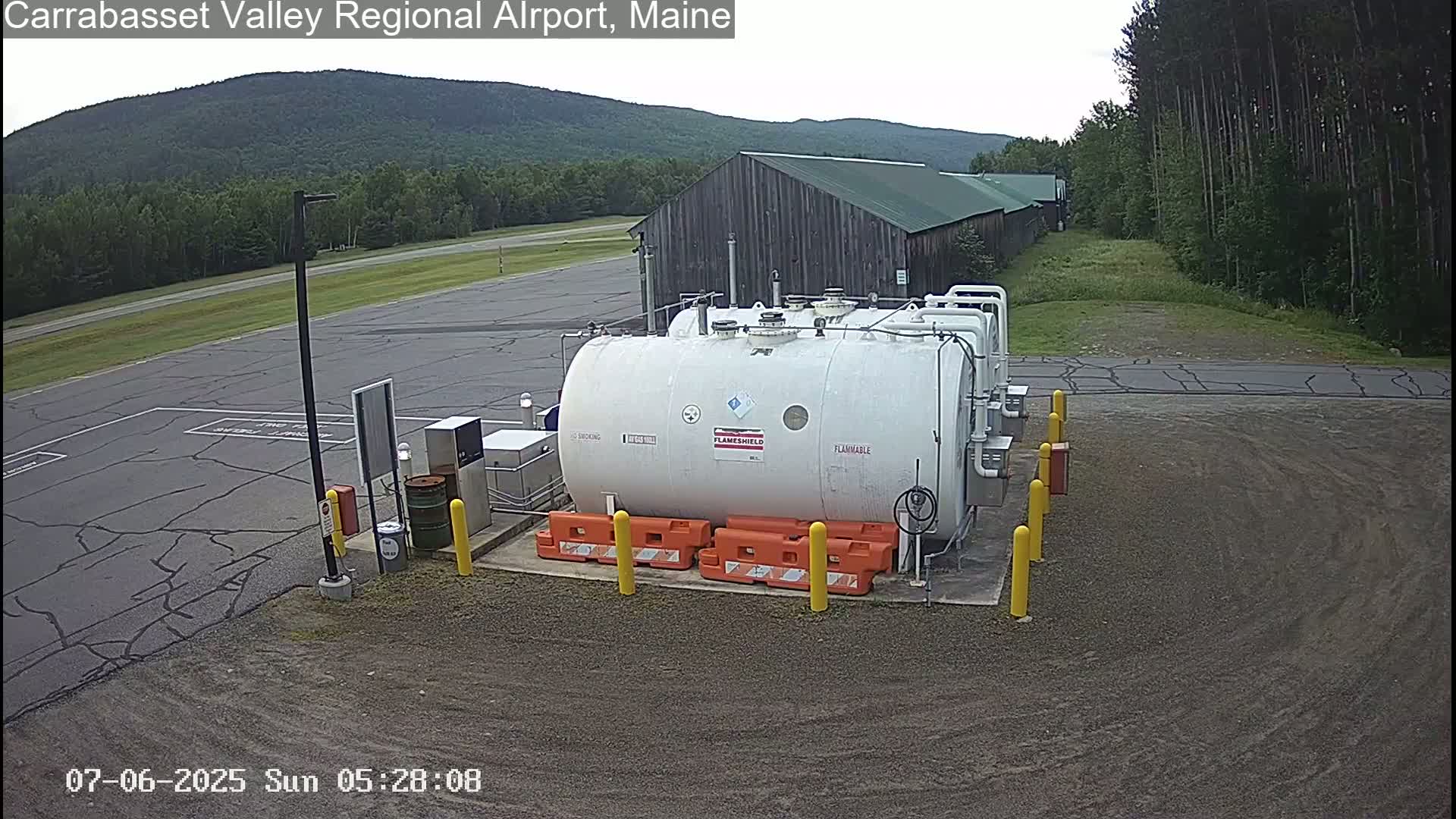 Kingsfield, Carrabassett Valley, Sugarloaf Regional Airport Live Cam - Kingsfield, Franklin, Maine, USA