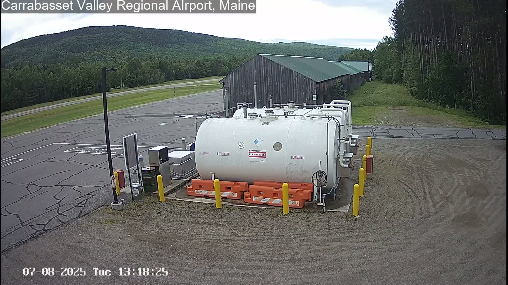 Kingsfield, Carrabassett Valley, Sugarloaf Regional Airport Live Cam - Kingsfield, Franklin, Maine, USA