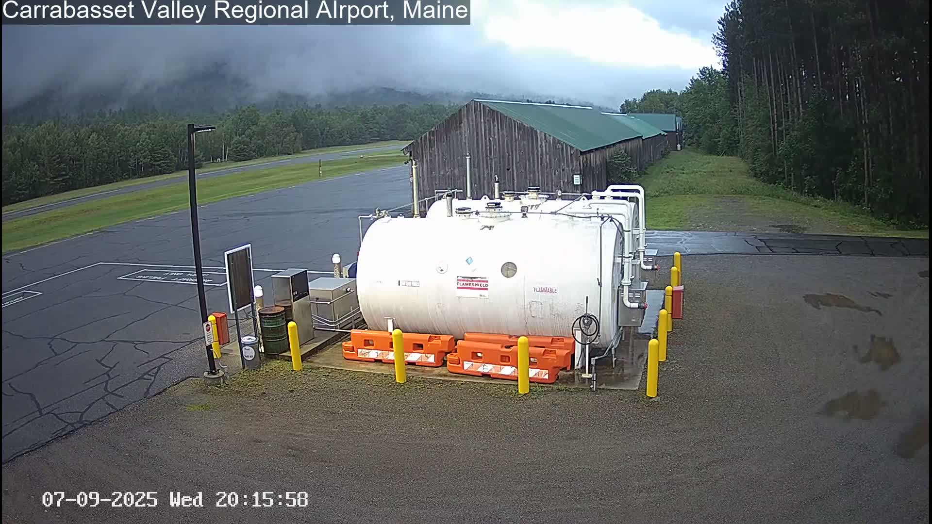 Kingsfield, Carrabassett Valley, Sugarloaf Regional Airport Live Cam - Kingsfield, Franklin, Maine, USA