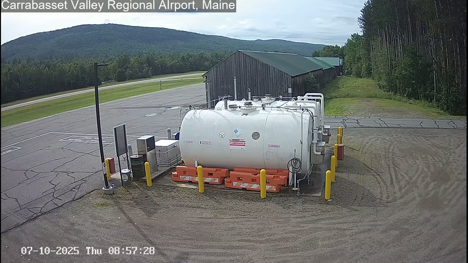 Kingsfield, Carrabassett Valley, Sugarloaf Regional Airport Live Cam - Kingsfield, Franklin, Maine, USA